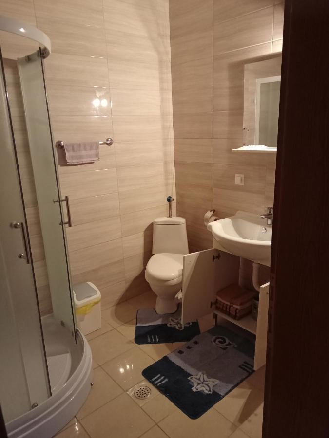Prenociste/Restoran Lovac Hotel Bihac Bagian luar foto