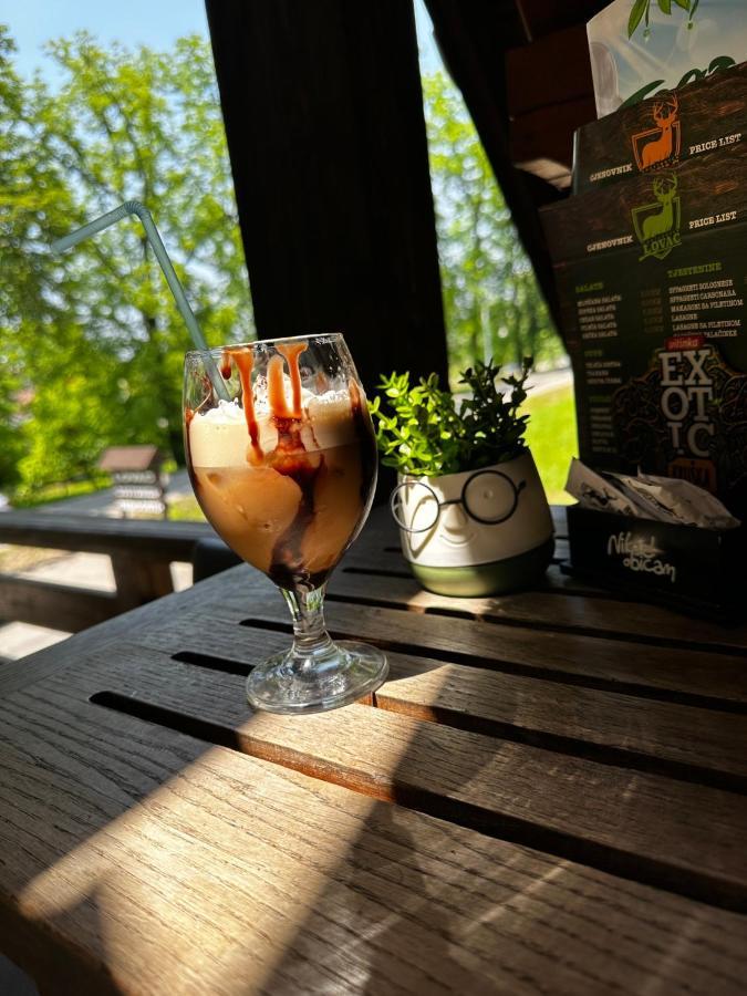 Prenociste/Restoran Lovac Hotel Bihac Bagian luar foto