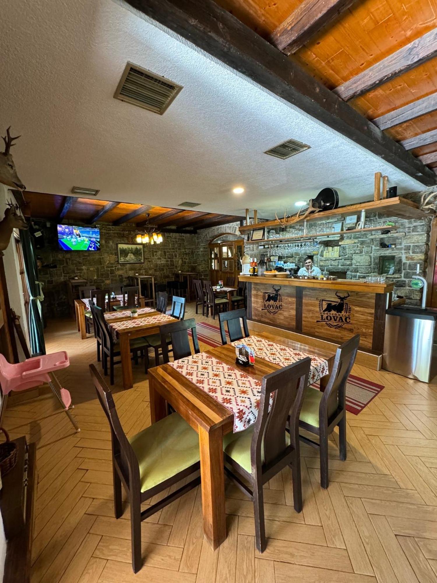 Prenociste/Restoran Lovac Hotel Bihac Bagian luar foto