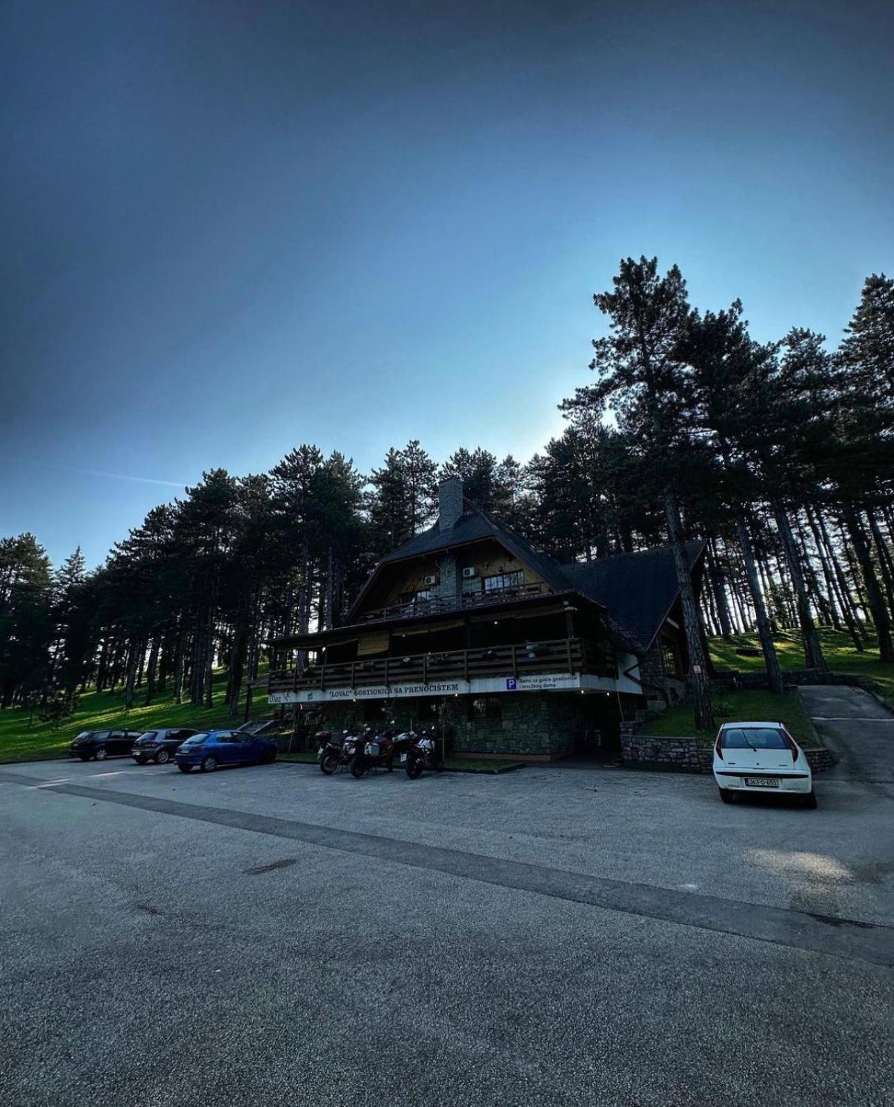Prenociste/Restoran Lovac Hotel Bihac Bagian luar foto